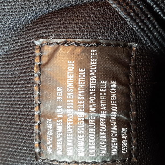 Lugz black boots with fur NEW - Picture 7 of 7